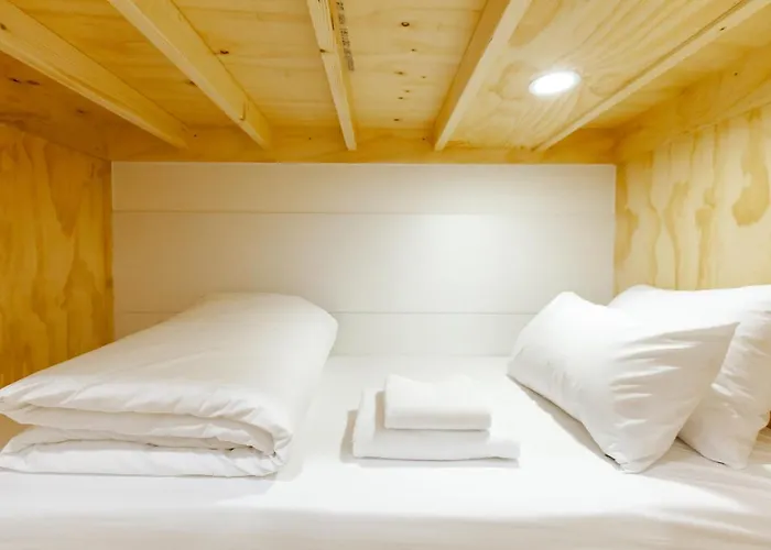 Hostel Ekonomy Myeongdong *