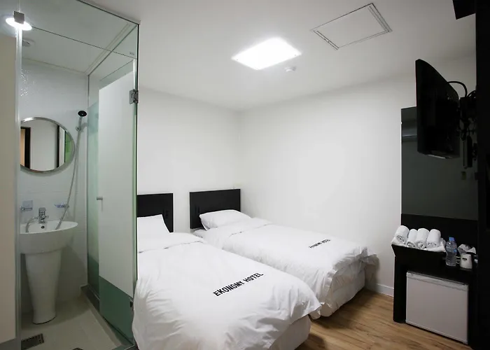 Ekonomy Myeongdong Hostel Seoul
