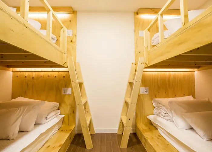 Hostel Ekonomy Myeongdong *